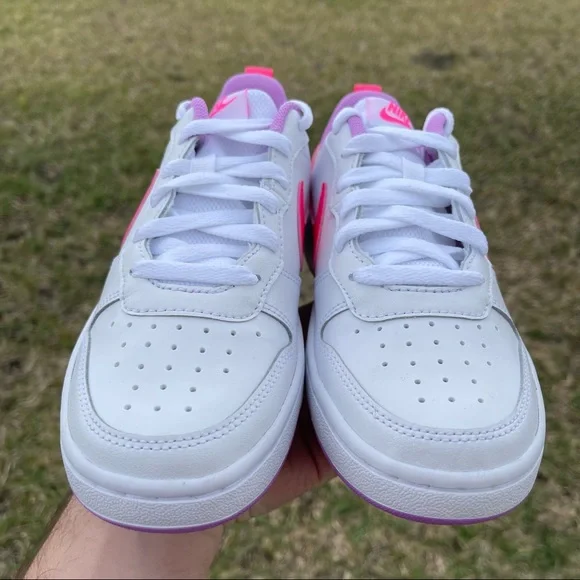 NEW NIKE COURT SPORTSWEAR SNEAKER - Picture 2 of 3